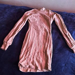 FASHIONOVA WOMEN’S BEIGE SWEATER DRESS (NEW WITHOUT TAGS) NEVER WORN